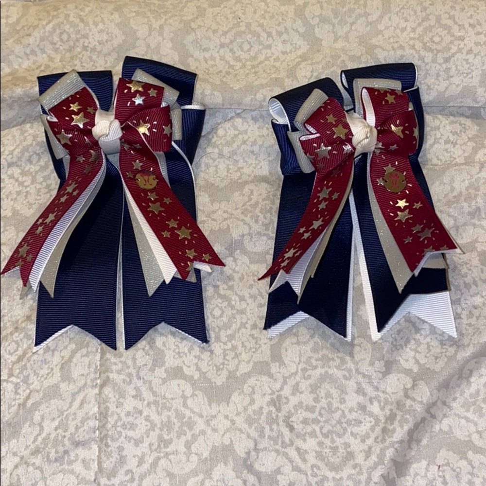 Equestrian Show Bows